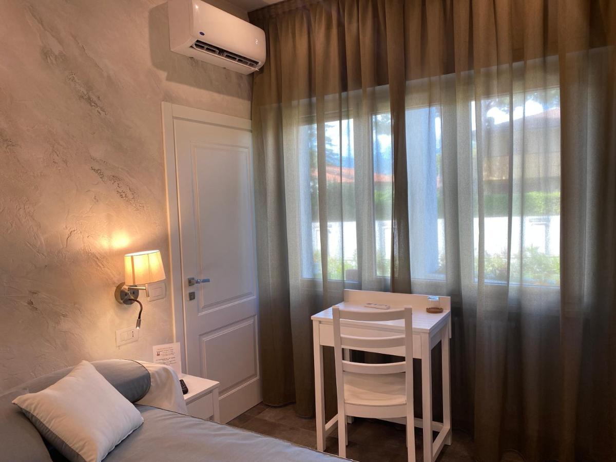 Villa D Erna マリーナ・ディ・ピエトラサンタ エクステリア 写真