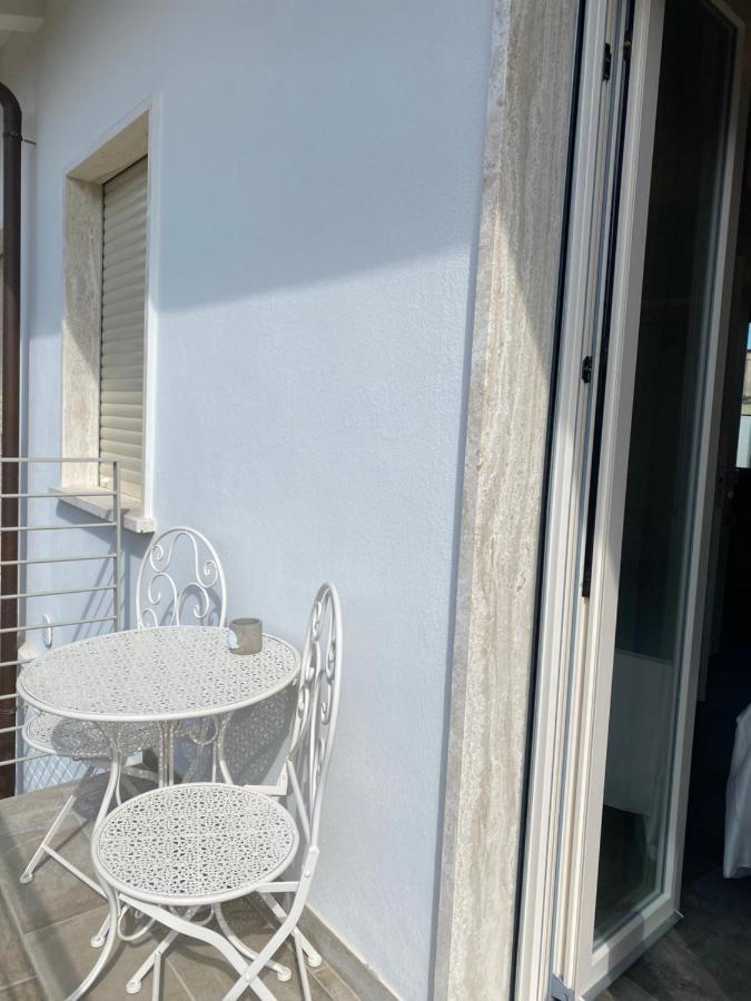 Villa D Erna マリーナ・ディ・ピエトラサンタ エクステリア 写真